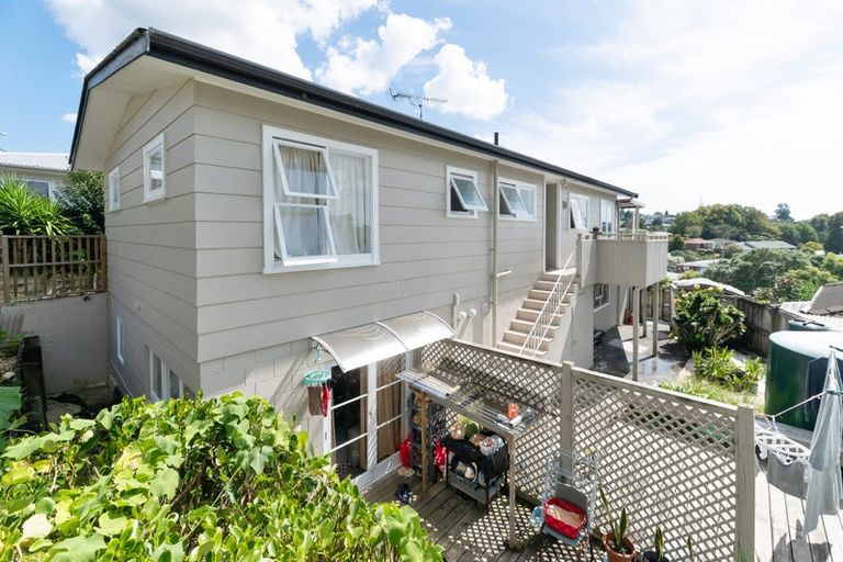 Photo of property in 23 Downing Street, Glenfield, Auckland, 0629