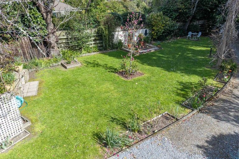 Photo of property in 243 Te Moana Road, Waikanae, 5036