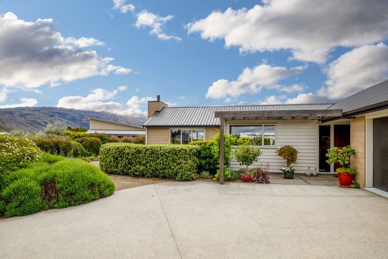 Photo of property in 4 Houlahan Street, Clyde, 9330