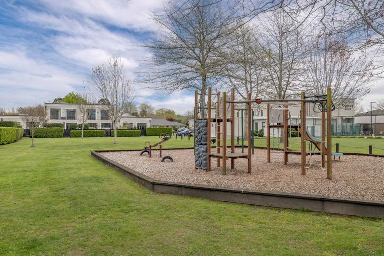 Photo of property in 58 Country Club Terrace, Northwood, Christchurch, 8051