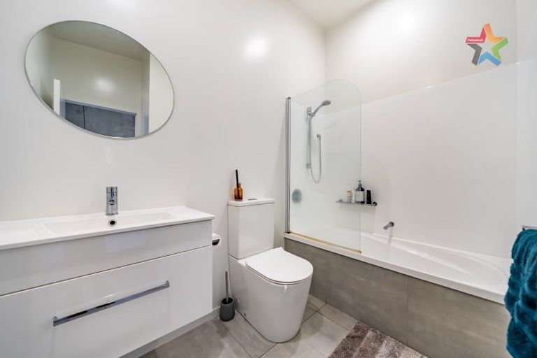 Photo of property in 31 Te Ara O Paetutu, Petone, Lower Hutt, 5012