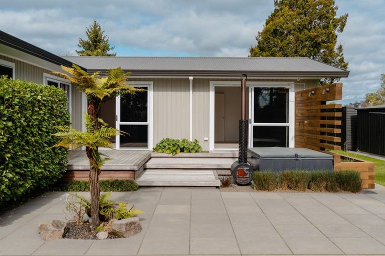 Photo of property in 22 Matipo Place, Edgecumbe, 3120