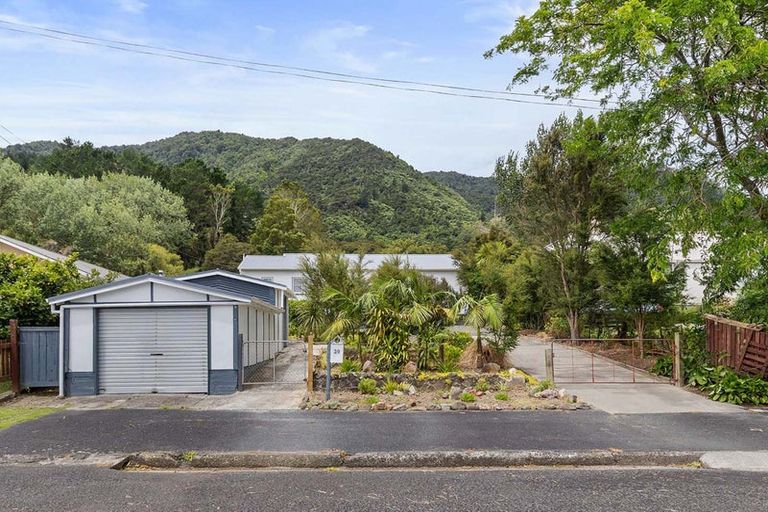 Photo of property in 39 Gilchrist Street, Te Aroha, 3320