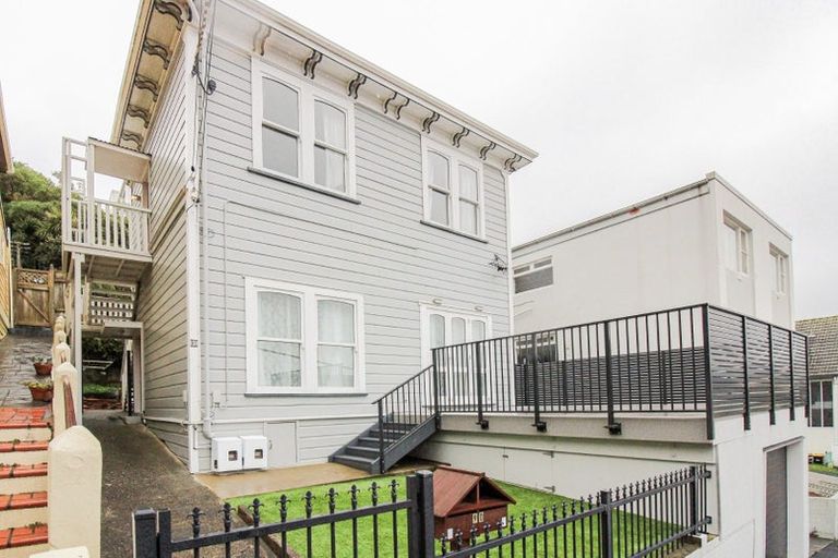 Photo of property in 90 Ellice Street, Mount Victoria, Wellington, 6011