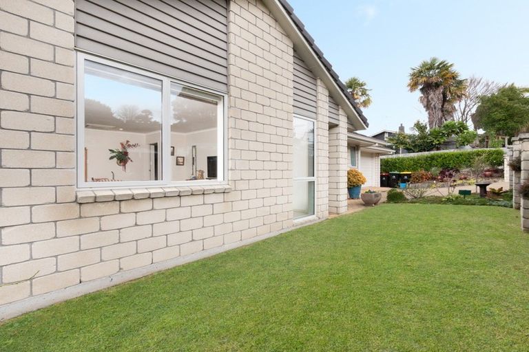 Photo of property in 1 Darraghs Lane, Brookfield, Tauranga, 3110