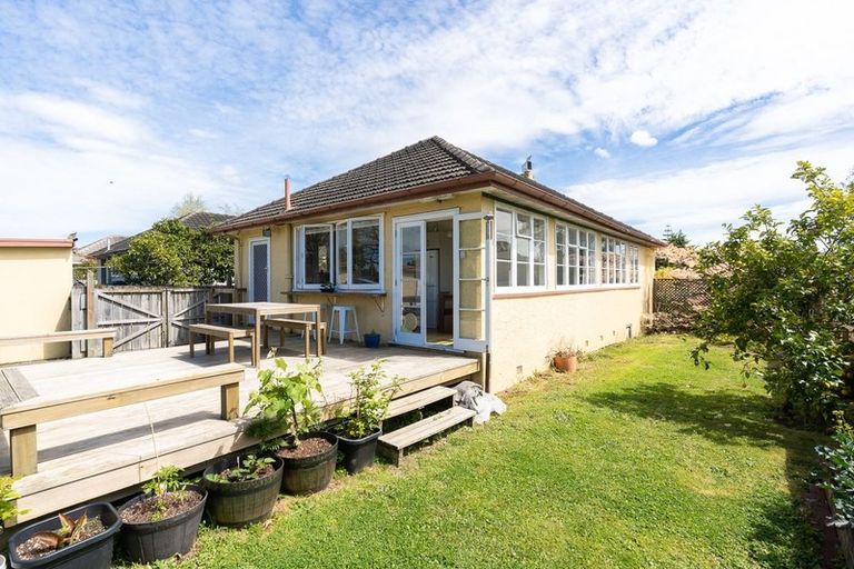 Photo of property in 30 Holland Road, Fairfield, Hamilton, 3214