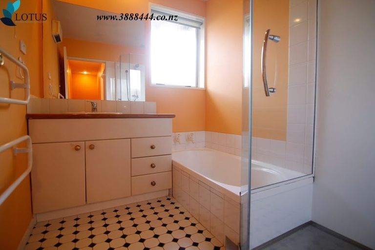 Photo of property in 125 Quinns Road, Shirley, Christchurch, 8013