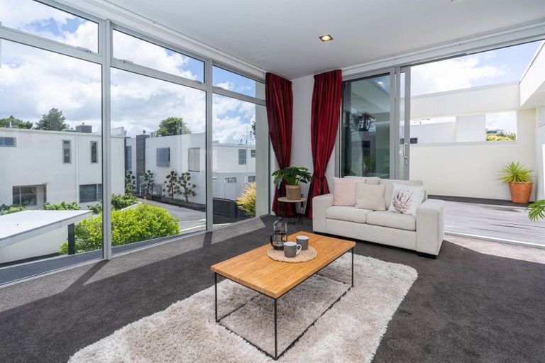 Photo of property in 171a Lake Crescent, Hamilton Lake, Hamilton, 3204