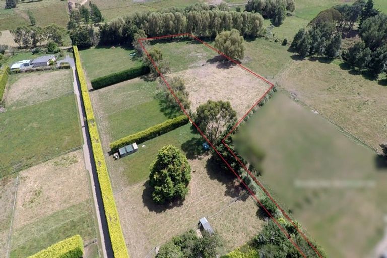 Photo of property in 46 Painua Road, Hokio Beach, Levin, 5571