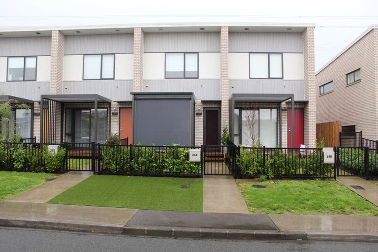 Photo of property in 24a Titoki Street, Te Atatu Peninsula, Auckland, 0610