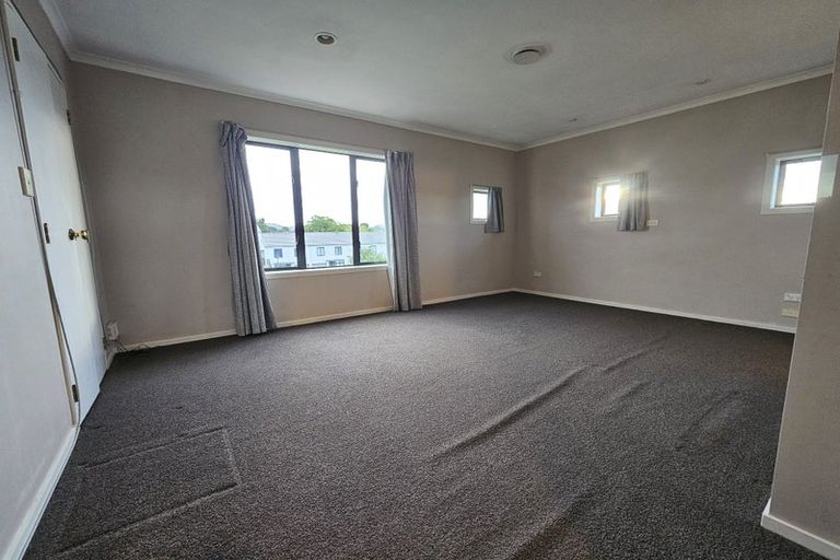 Photo of property in Tuscany Towers, 84/1 Ambrico Place, New Lynn, Auckland, 0600