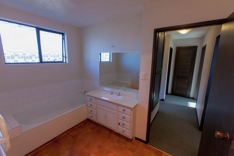 Photo of property in 2/14 Merrin Street, Avonhead, Christchurch, 8042