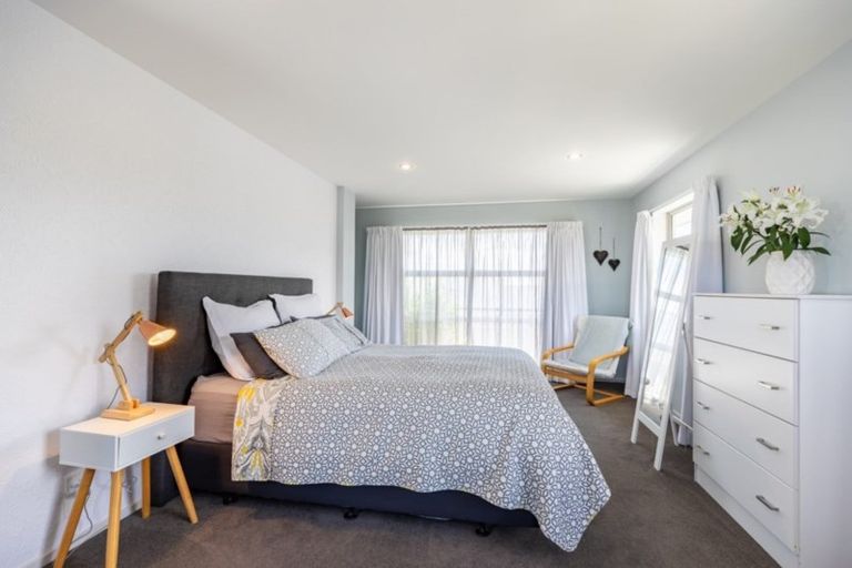 Photo of property in 16 Istana Place, Britannia Heights, Nelson, 7010