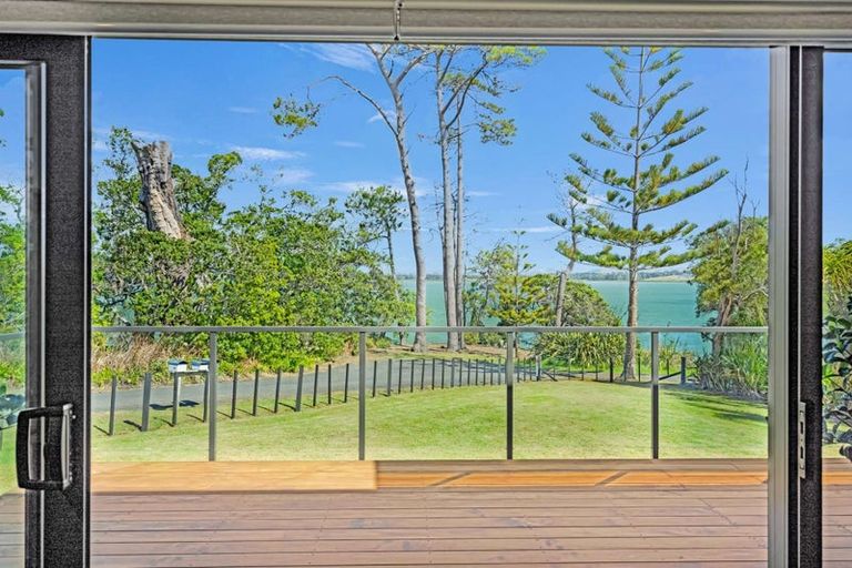 Photo of property in 62 Ronald Avenue, Glenbrook, Waiuku, 2681