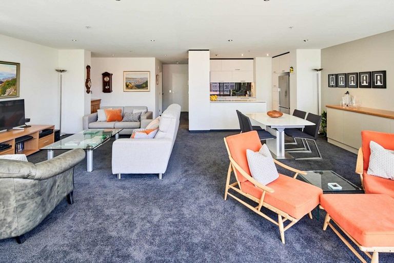 Photo of property in Sanctum Apartment, 10 Ebor Street, Te Aro, Wellington, 6011