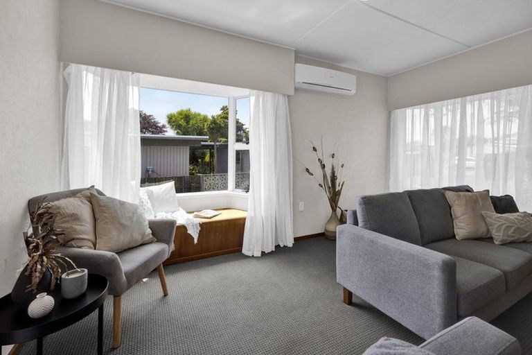 Photo of property in 90 Manawapou Road, Hawera, 4610