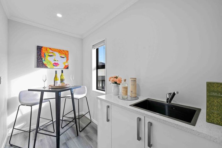 Photo of property in 6 Tuangi Road, Karaka, Papakura, 2113