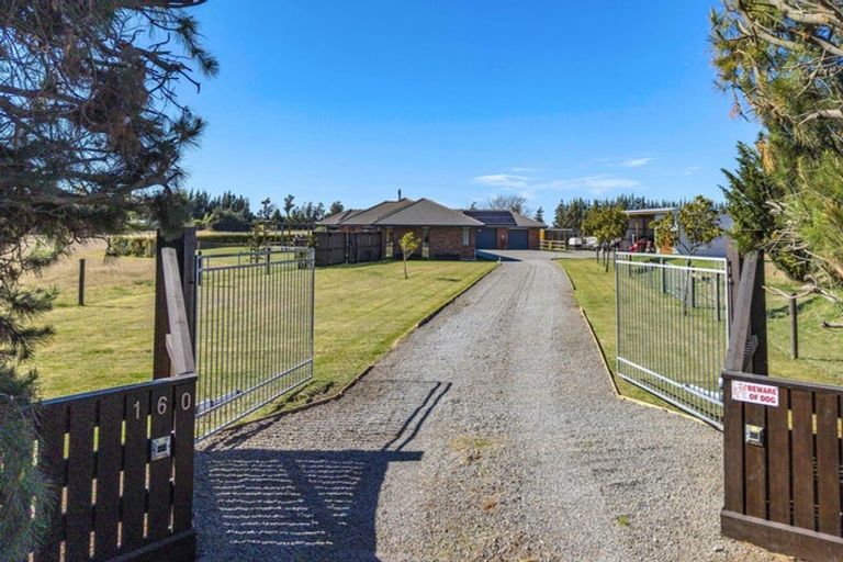 Photo of property in 160 Swamp Road, Loburn, Rangiora, 7472