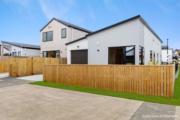 Photo of property in 30 Biokovo Street, Massey, Auckland, 0614