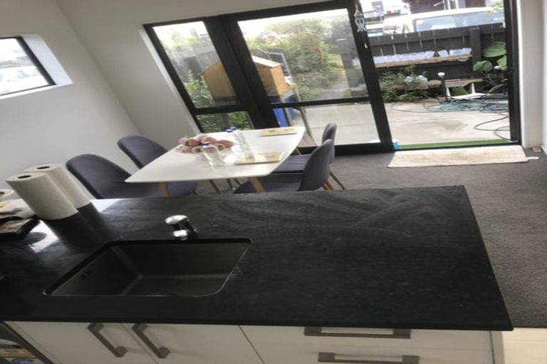 Photo of property in 1 Beardmore Lane, Papakura, 2110