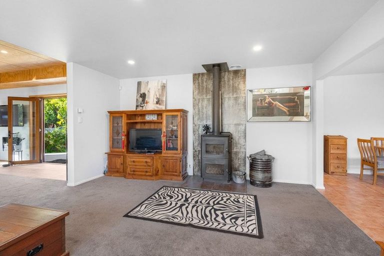 Photo of property in 10 Evatt Street, Bryndwr, Christchurch, 8053