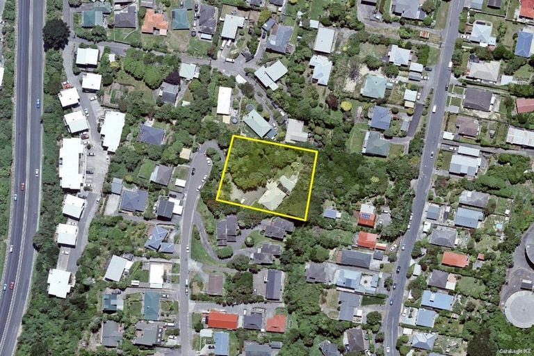 Photo of property in 1-7 Sheridan Terrace, Johnsonville, Wellington, 6037