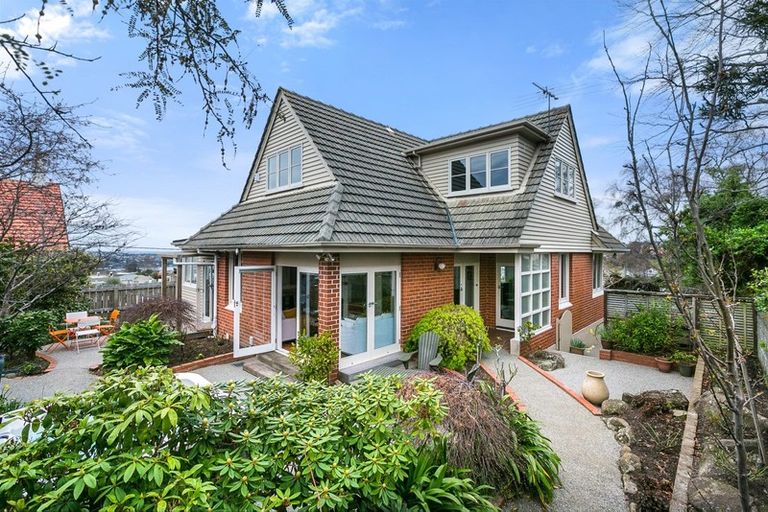 Photo of property in 69 Drivers Road, Maori Hill, Dunedin, 9010