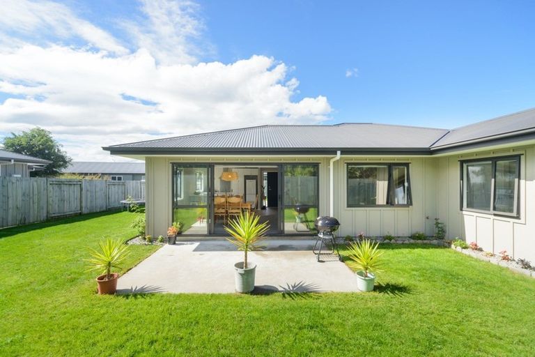 Photo of property in 26 Wescombe Grove, Feilding, 4702