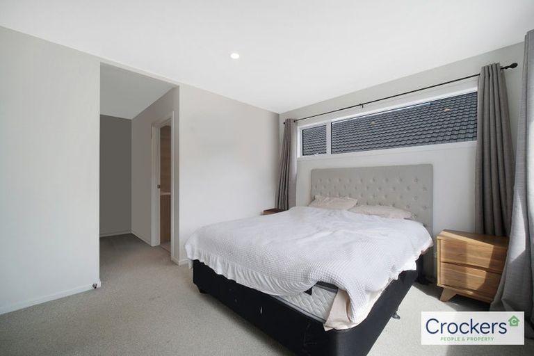 Photo of property in 16 Ararata Lane, Mangere Bridge, Auckland, 2022