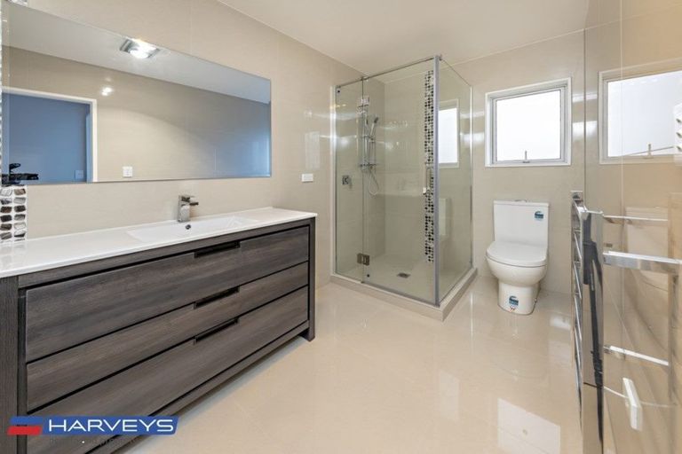 Photo of property in 18 Te Aramanu Crescent, Papakura, 2110