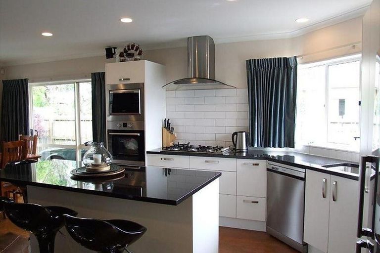 Photo of property in 55a Kelvin Road, Papakura, 2110