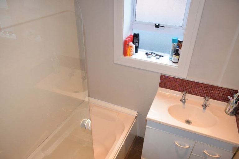 Photo of property in 393 Tay Street, Turnbull Thomson Park, Invercargill, 9810