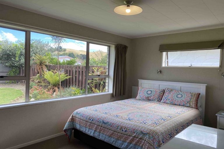 Photo of property in 3 Trigg Crescent, Taradale, Napier, 4112