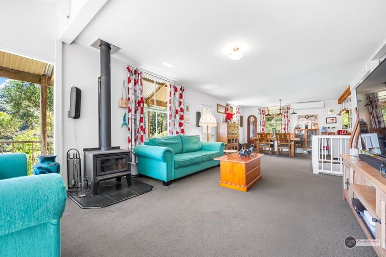 Photo of property in 10 Prebble Grove, Naenae, Lower Hutt, 5011