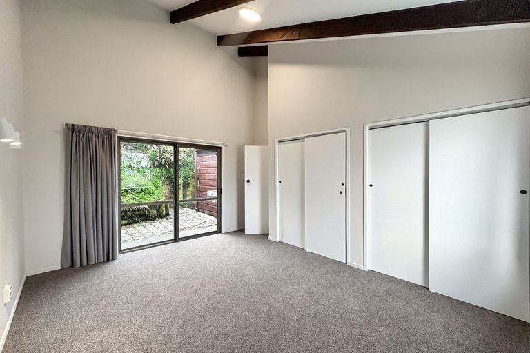 Photo of property in 24 Kent Road, Saint Johns Hill, Whanganui, 4501