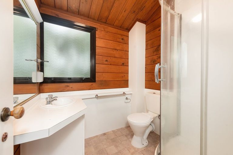 Photo of property in 1 Waikare Place, Welcome Bay, Tauranga, 3112