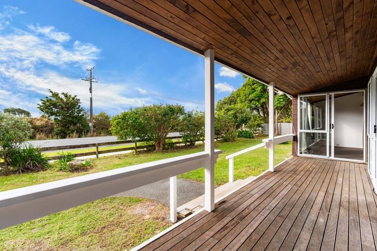 Photo of property in 12 Cove Road, Waipu, 0510