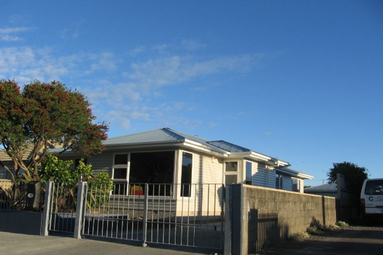 Photo of property in 68 Heretaunga Street, Petone, Lower Hutt, 5012