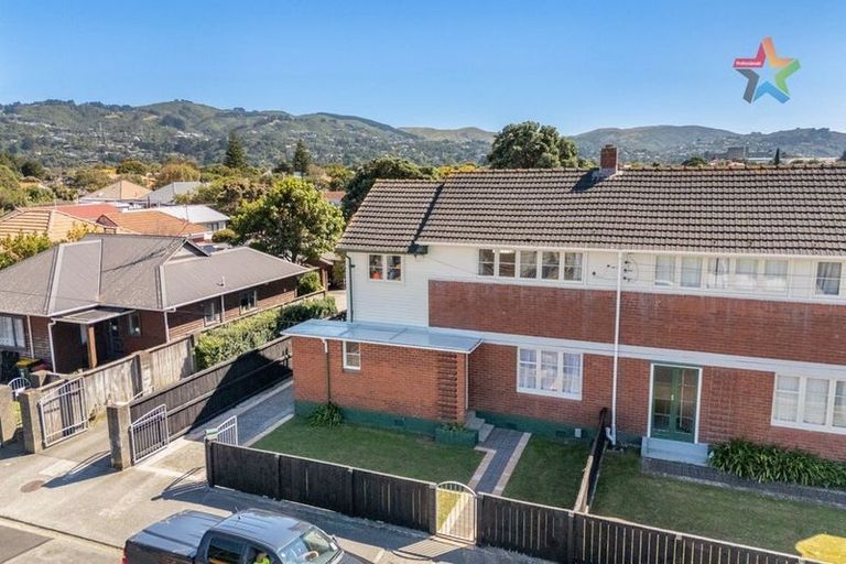 Photo of property in 213 Knights Road, Hutt Central, Lower Hutt, 5011