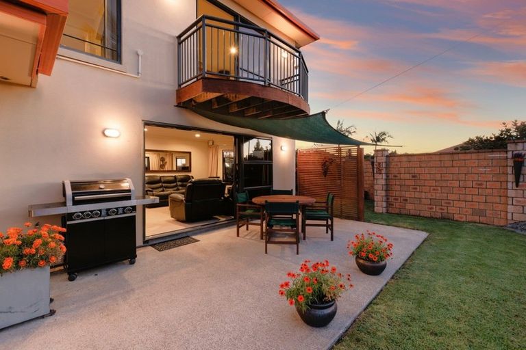 Photo of property in 1/100 Millers Road, Brookfield, Tauranga, 3110