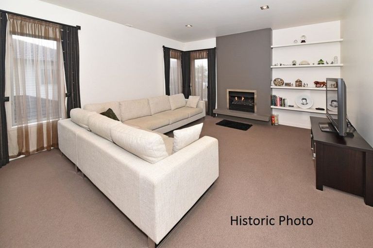 Photo of property in 25 Saint Maroun Rise, The Gardens, Auckland, 2105