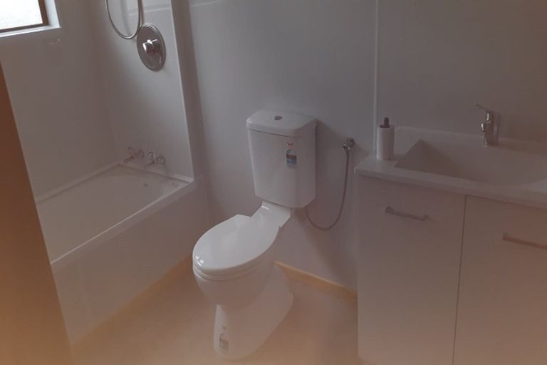 Photo of property in 14a Charles Road, Hannahs Bay, Rotorua, 3010