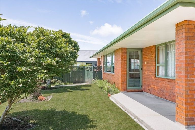 Photo of property in 34 Henley Street, Westport, 7825