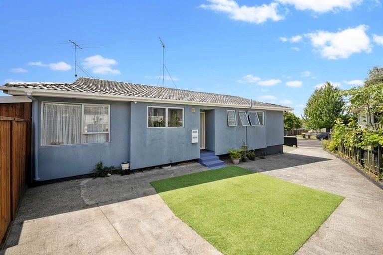 Photo of property in 8 Hyperion Drive, Randwick Park, Auckland, 2105