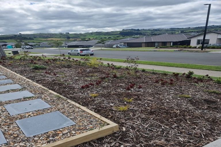 Photo of property in 15 Bellenden Crescent, Pokeno, 2402