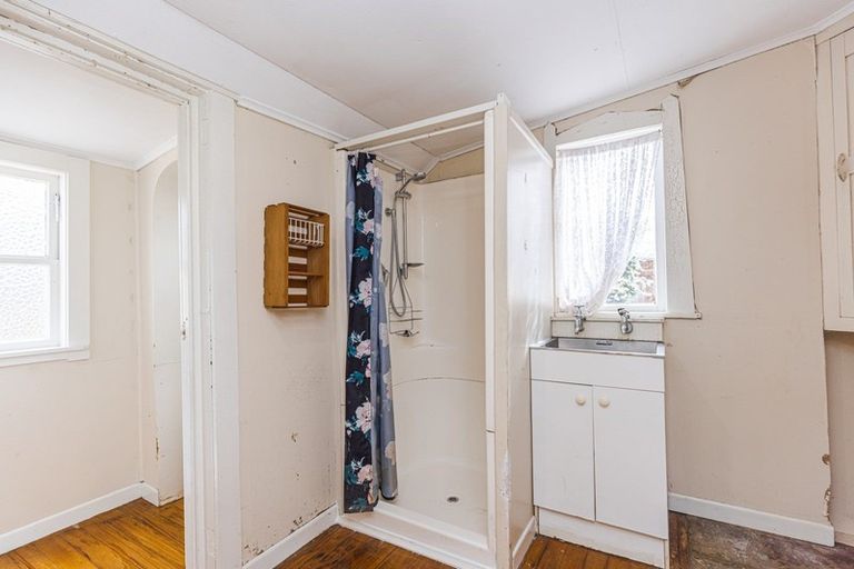 Photo of property in 2 Devon Road, Springvale, Whanganui, 4501