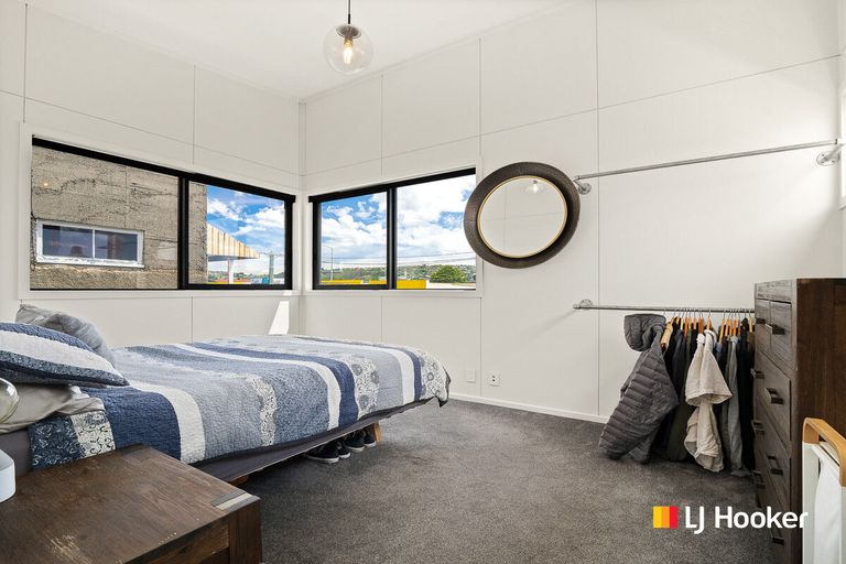 Photo of property in 108 Oxford Street, South Dunedin, Dunedin, 9012