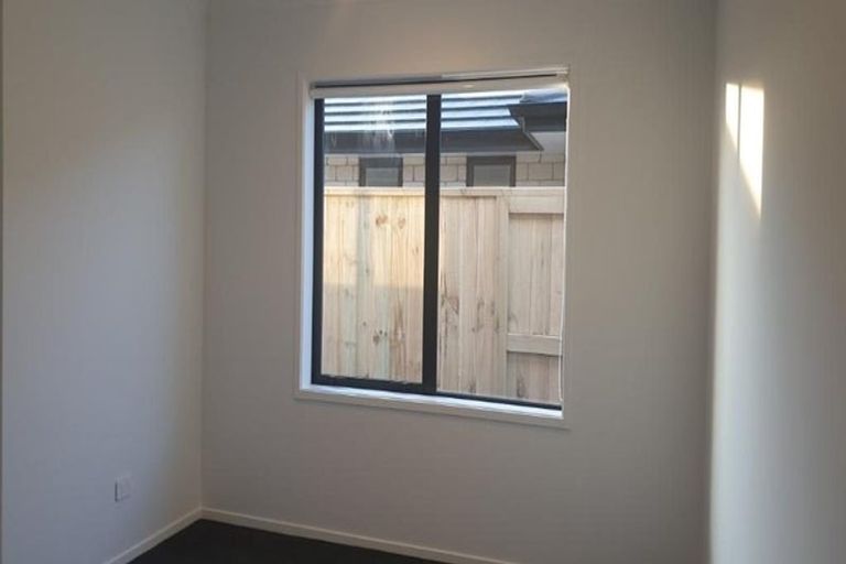 Photo of property in 9 Tiria Drive, Papamoa Beach, Papamoa, 3118