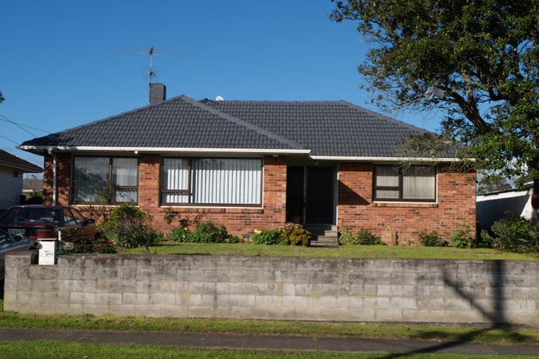 Photo of property in 36 Cheviot Street, Mangere East, Auckland, 2024