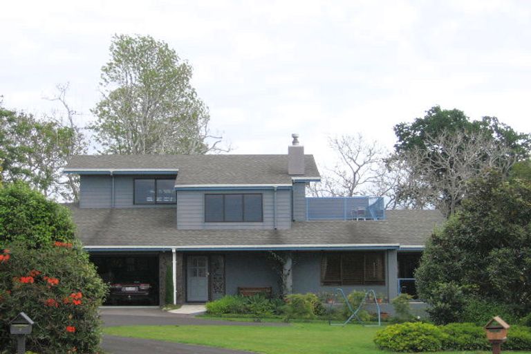 Photo of property in 2 Gerald Place, Omokoroa, 3114